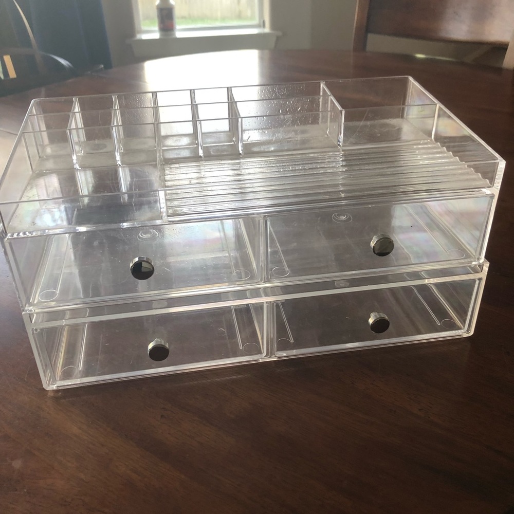 Acrylic 4 drawer makeup organizer